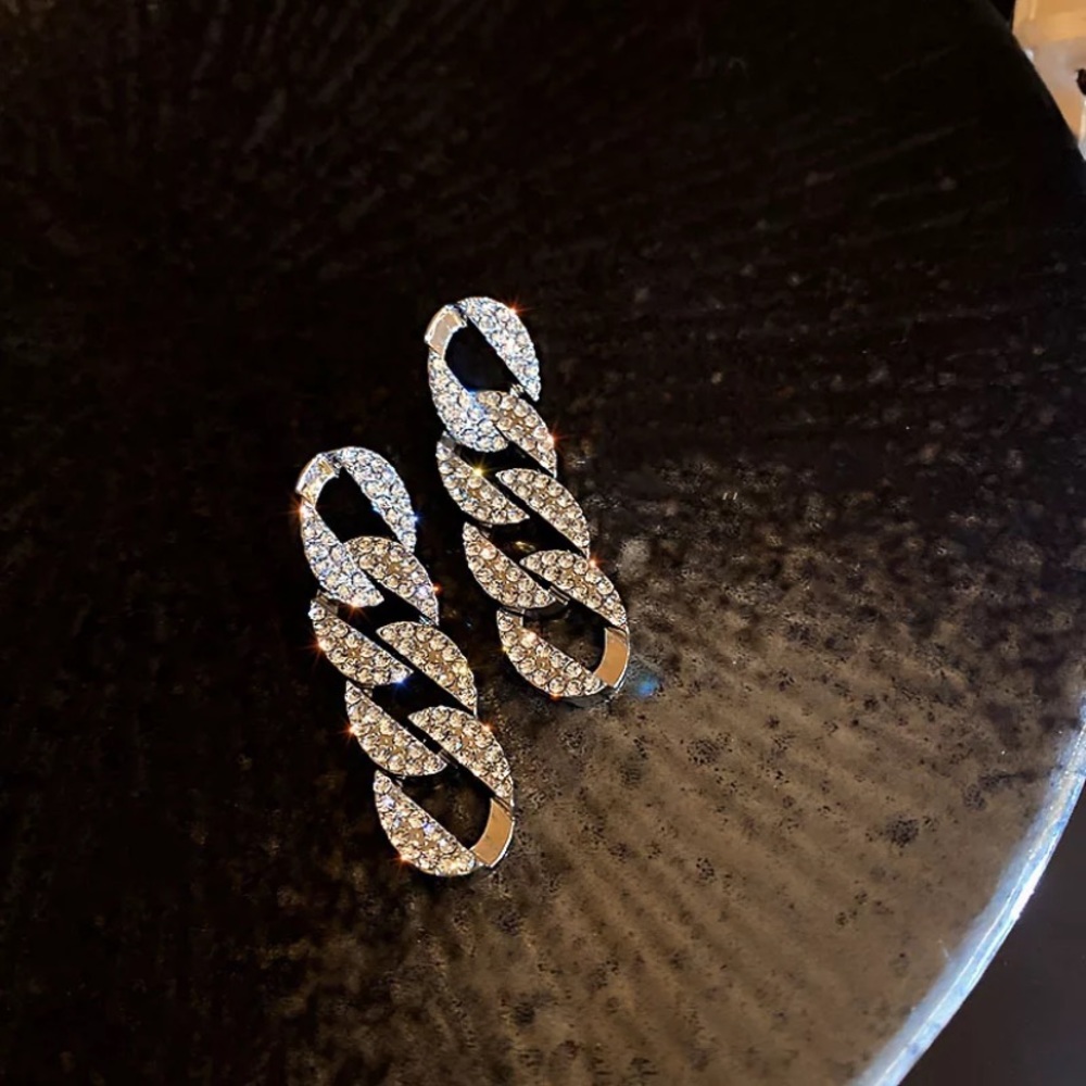 Rhinestone Drop Long Chain Tassel Dangle Earrings - Picture 2 of 4